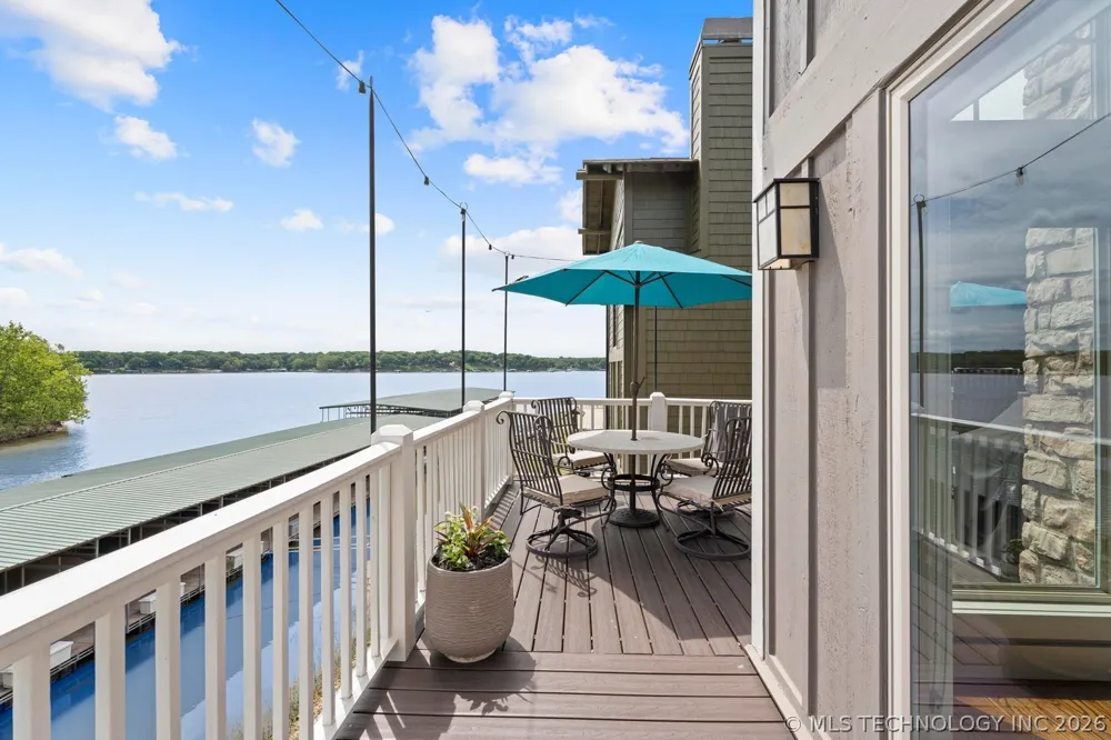 2371 Melody Point Circle Grove, OK 74344