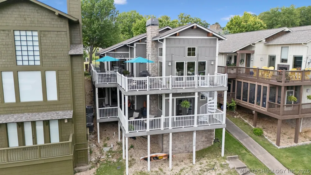 2371 Melody Point Circle Grove, OK 74344