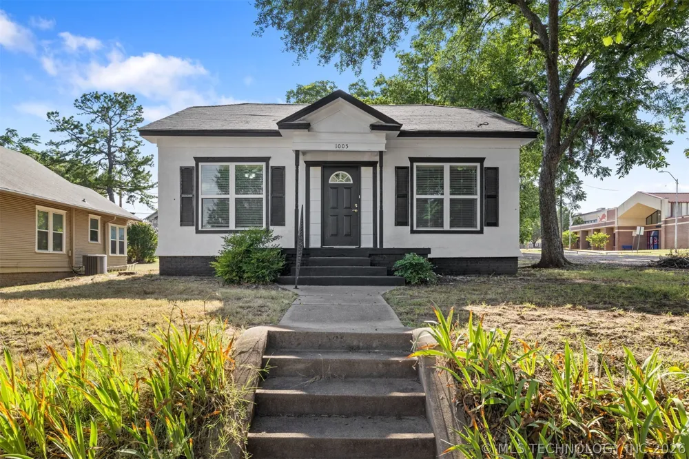 1005 7th Durant, OK 74701