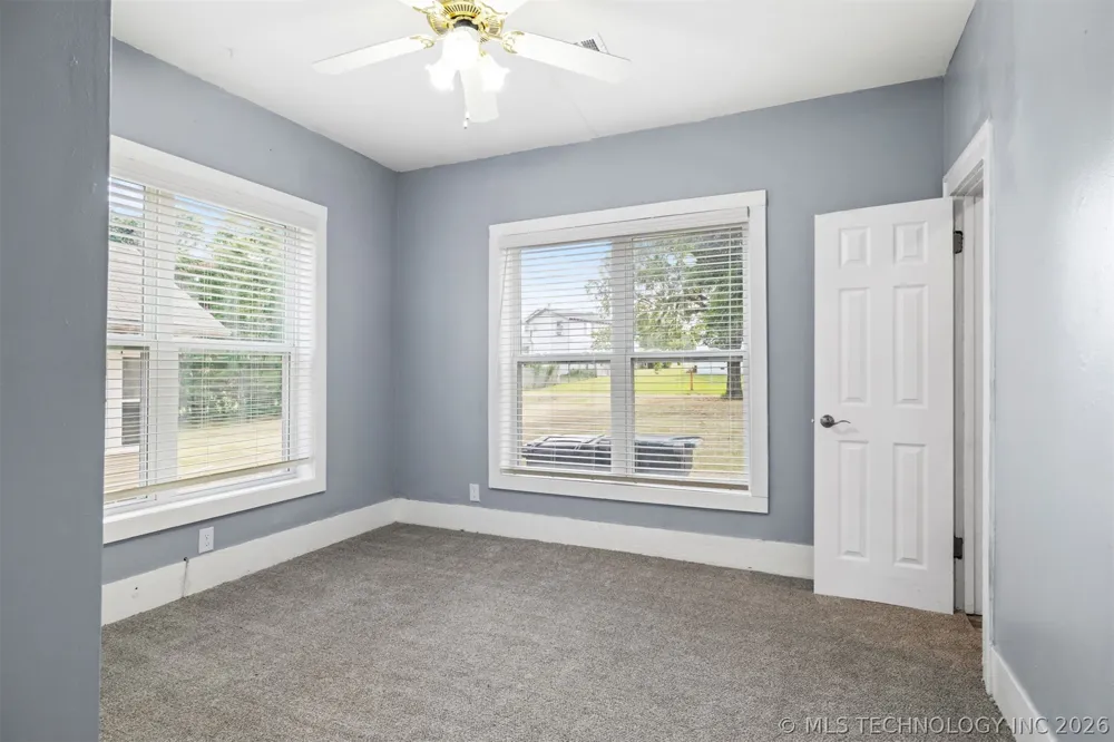 1005 7th Durant, OK 74701