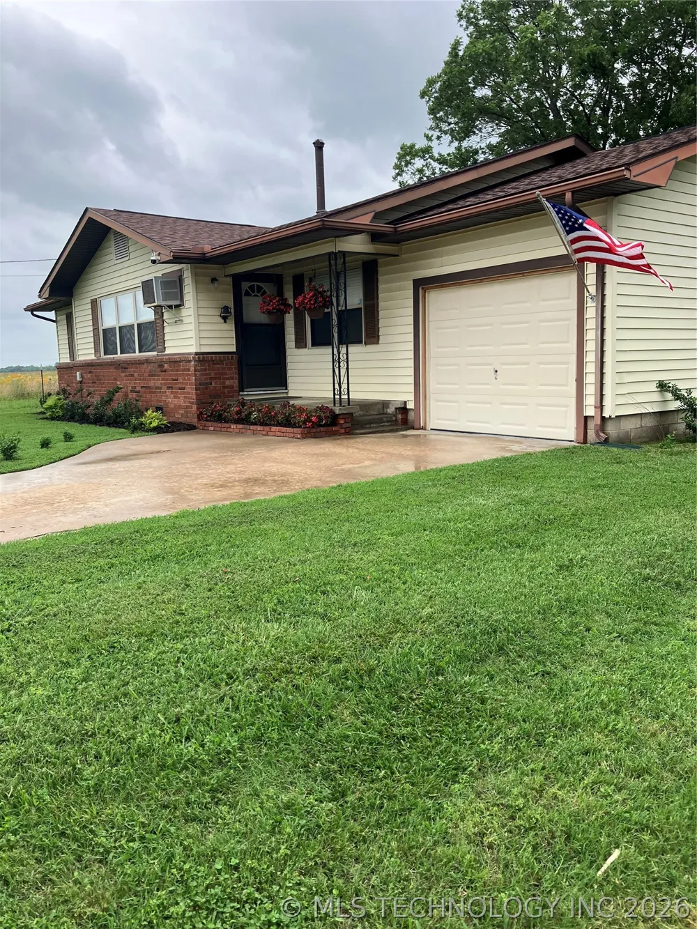 12413 S 114th W Oktaha, OK 74450