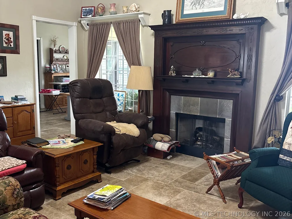 1025 E 13th Street Cushing, OK 74023