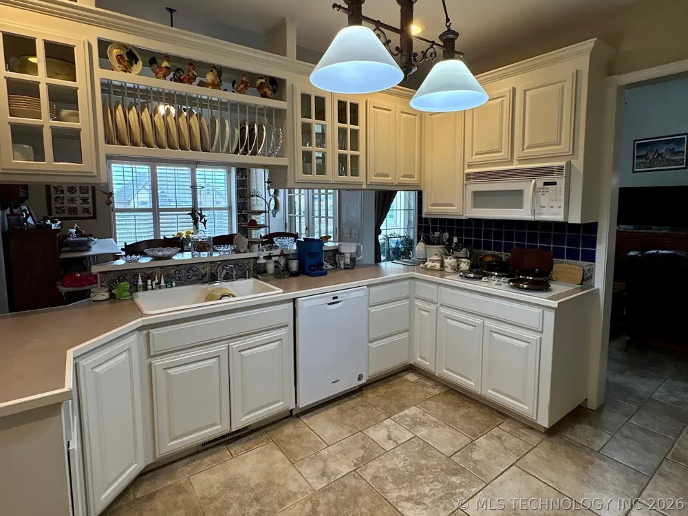 1025 E 13th Street Cushing, OK 74023