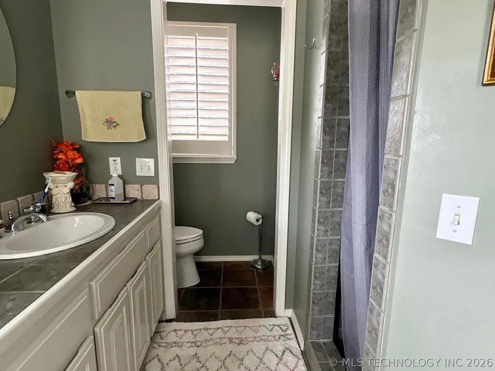 1025 E 13th Street Cushing, OK 74023