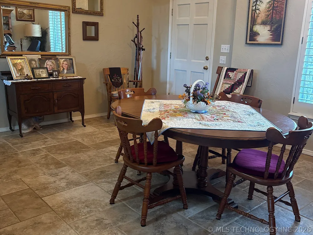 1025 E 13th Street Cushing, OK 74023