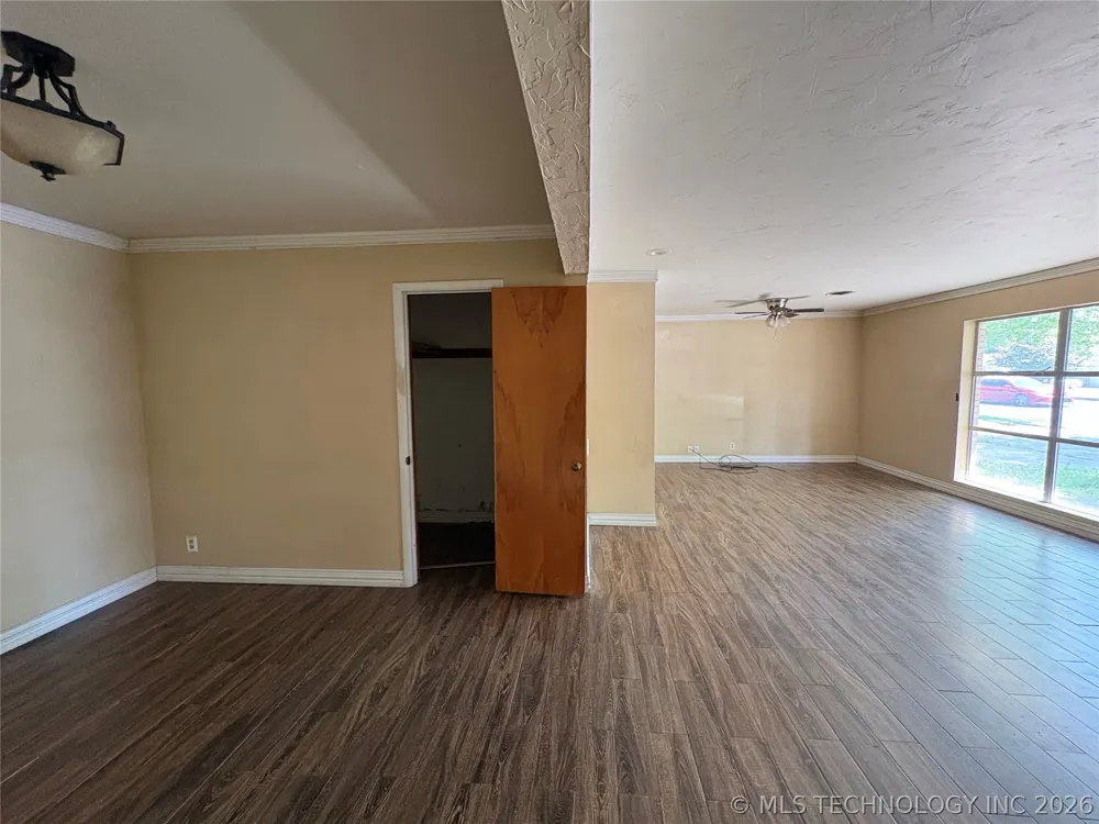 1601 SE Madison Boulevard Bartlesville, OK 74006