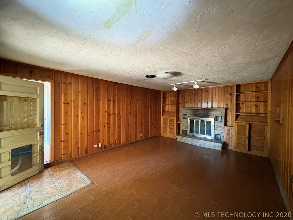 1601 SE Madison Boulevard Bartlesville, OK 74006
