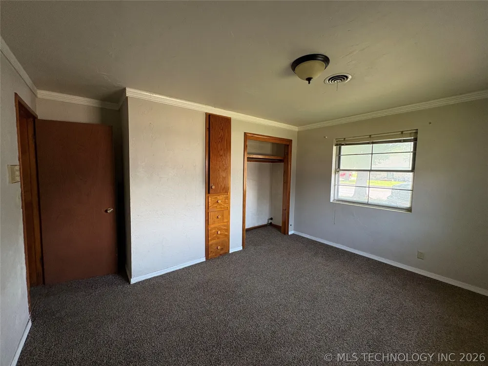 1601 SE Madison Boulevard Bartlesville, OK 74006