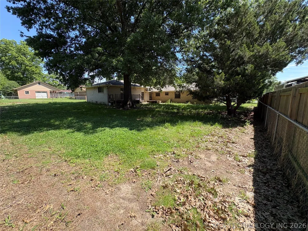1601 SE Madison Boulevard Bartlesville, OK 74006