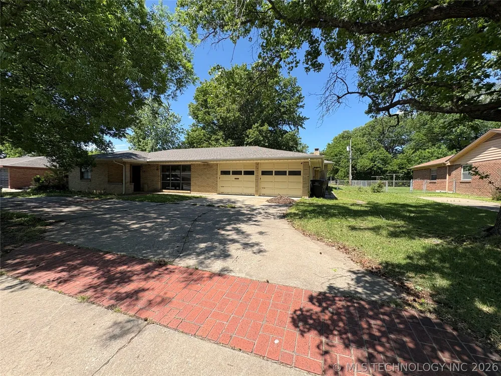 1601 SE Madison Boulevard Bartlesville, OK 74006