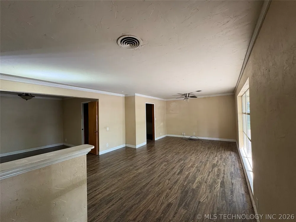 1601 SE Madison Boulevard Bartlesville, OK 74006