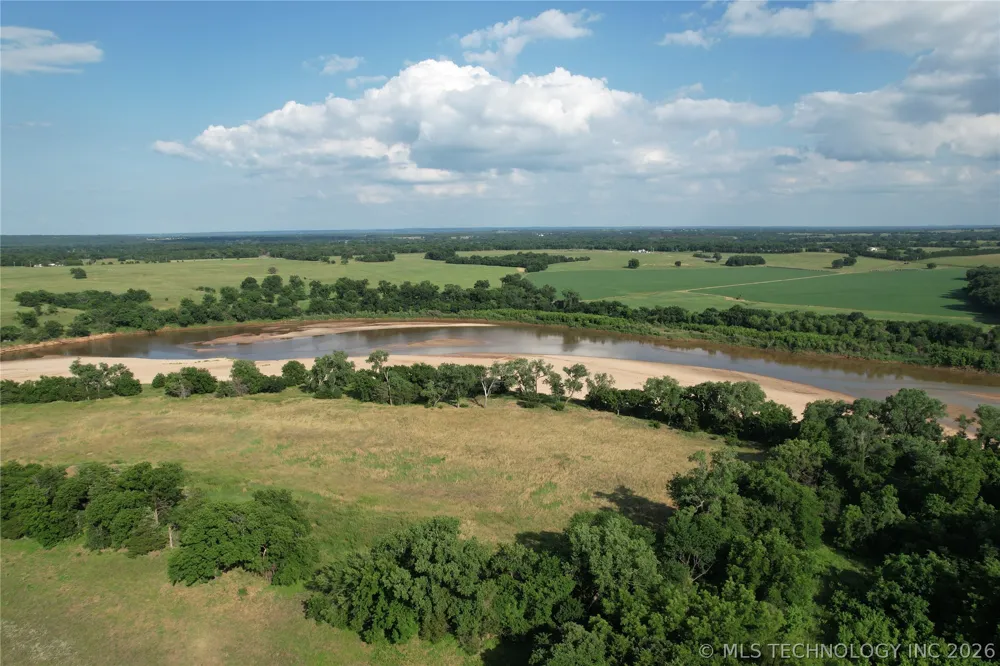 5505 S Riverside Yale, OK 74085