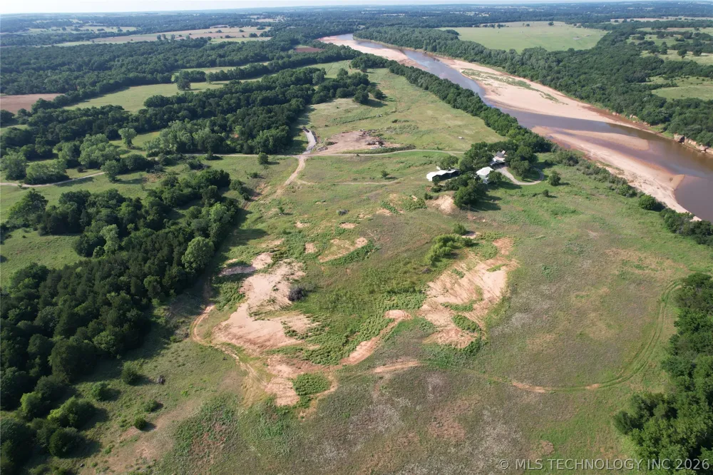 5505 S Riverside Yale, OK 74085