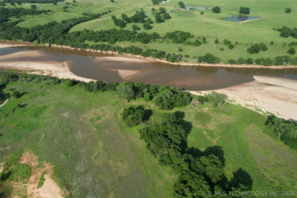5505 S Riverside Yale, OK 74085