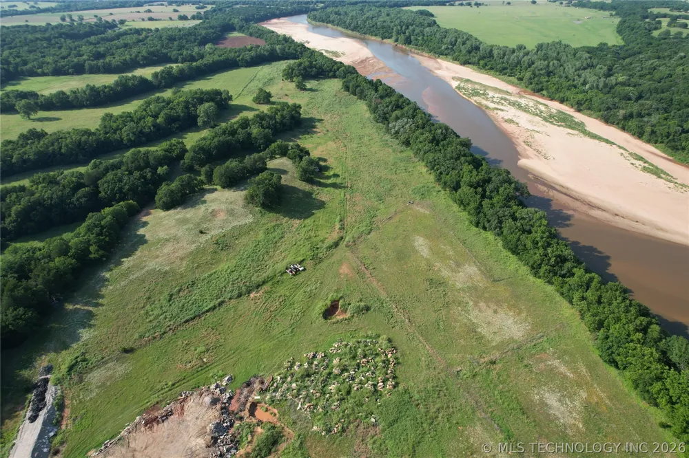 5505 S Riverside Yale, OK 74085