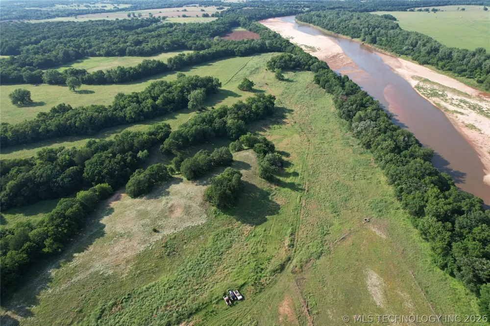 5505 S Riverside Yale, OK 74085