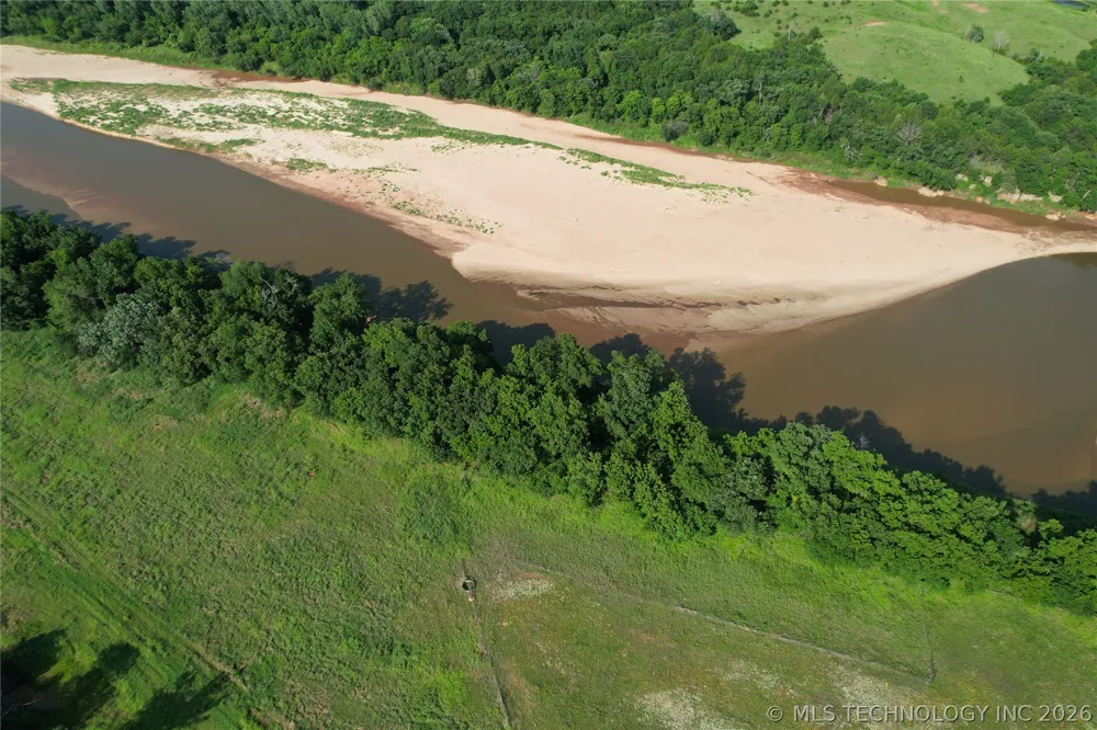 5505 S Riverside Yale, OK 74085