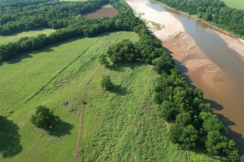 5505 S Riverside Yale, OK 74085