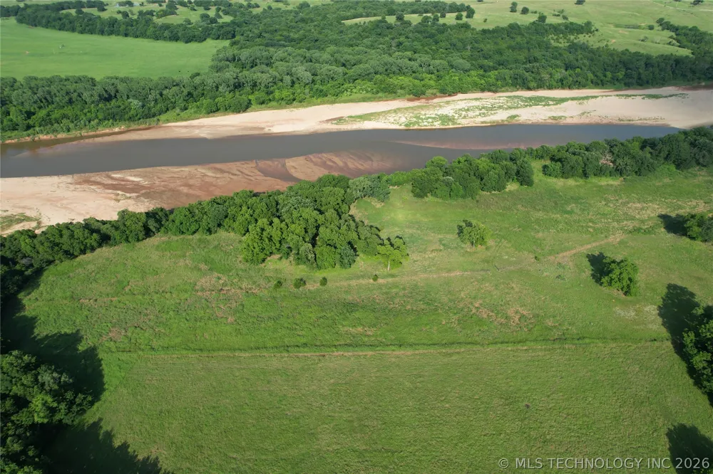 5505 S Riverside Yale, OK 74085