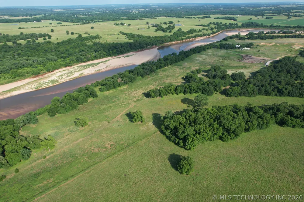 5505 S Riverside Yale, OK 74085