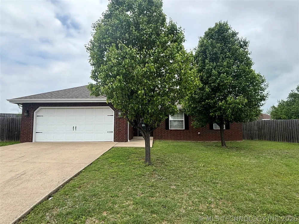 2509 Tanglewood Court Ardmore, OK 73401