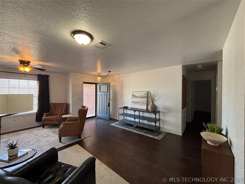 2509 Tanglewood Court Ardmore, OK 73401