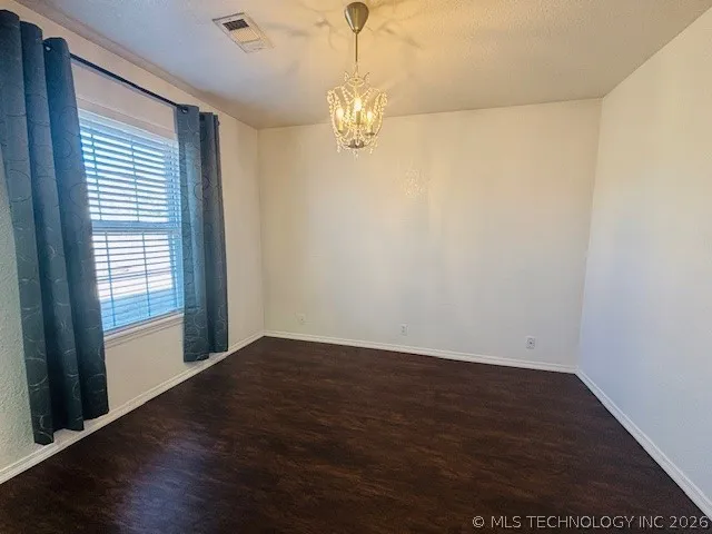 2509 Tanglewood Court Ardmore, OK 73401