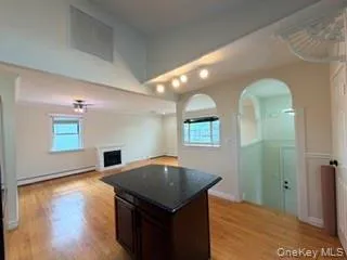 23 W Alhambra Avenue Lindenhurst, NY 11757