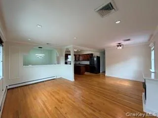 23 W Alhambra Avenue Lindenhurst, NY 11757