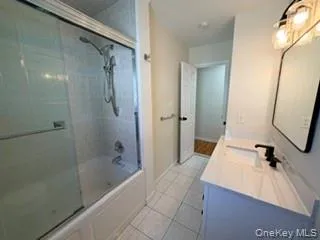23 W Alhambra Avenue Lindenhurst, NY 11757