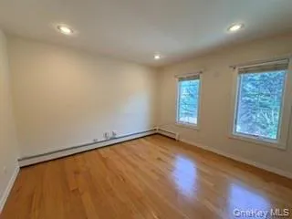 23 W Alhambra Avenue Lindenhurst, NY 11757