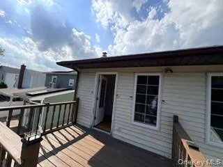 23 W Alhambra Avenue Lindenhurst, NY 11757