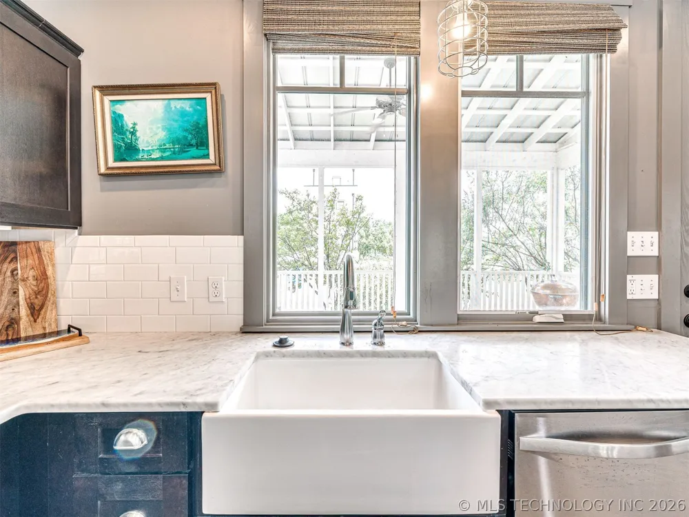 29 Boardwalk Street #D Carlton Landing, OK 74432