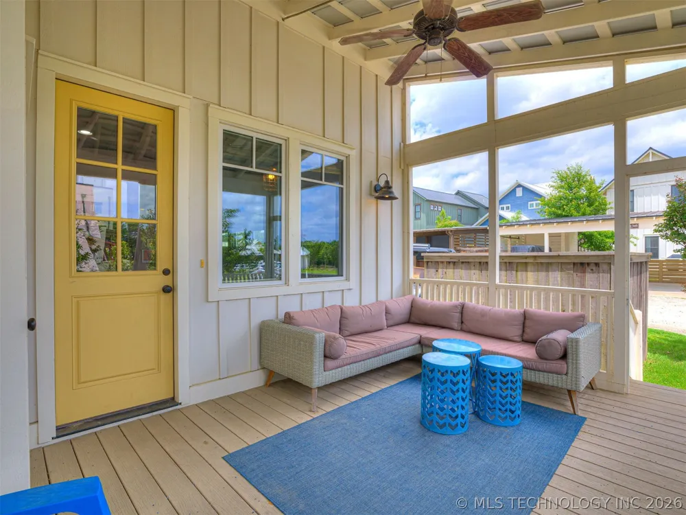 29 Boardwalk Street #D Carlton Landing, OK 74432