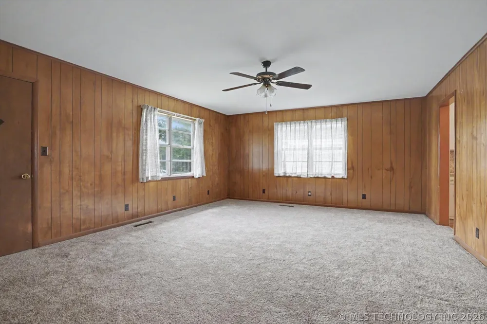 1230 Maybelle Drive Sapulpa, OK 74066