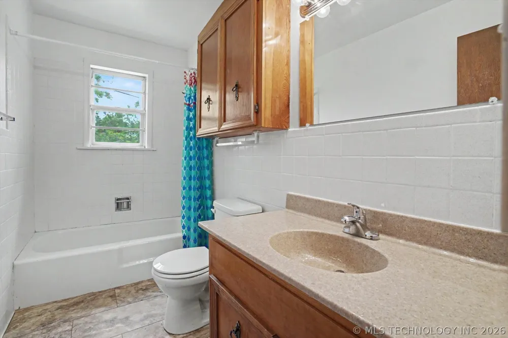 1230 Maybelle Drive Sapulpa, OK 74066
