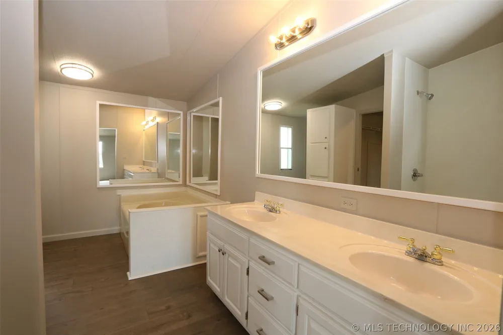 14067 Ridge Road Oologah, OK 74053