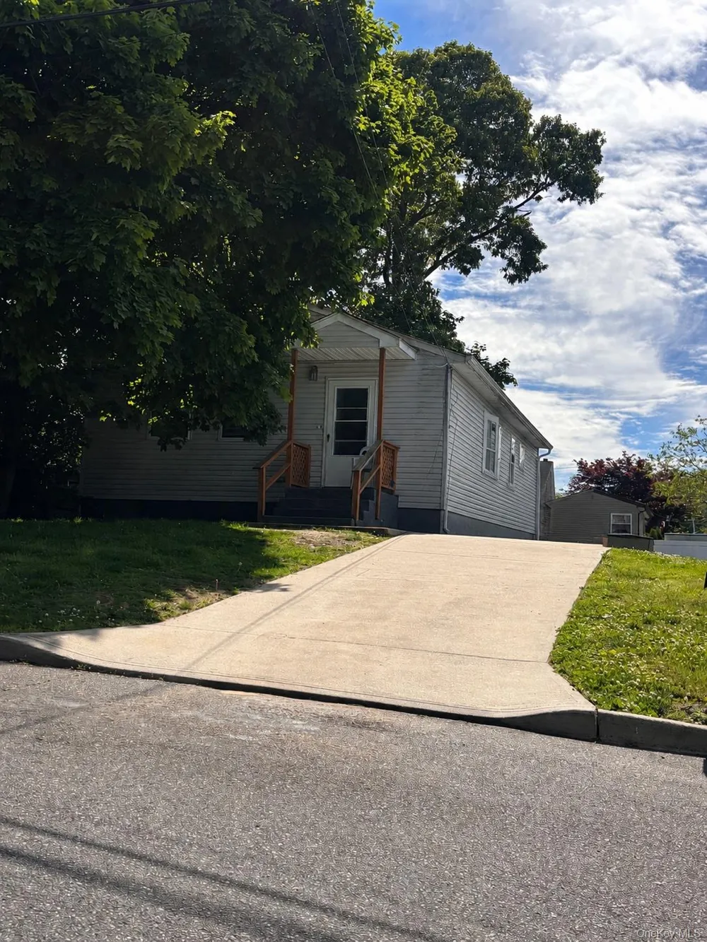 154 26th Street Wyandanch, NY 11798