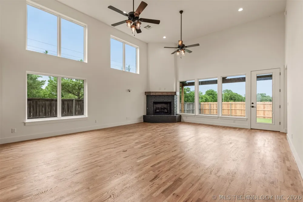2402 E Northampton Street Broken Arrow, OK 74014