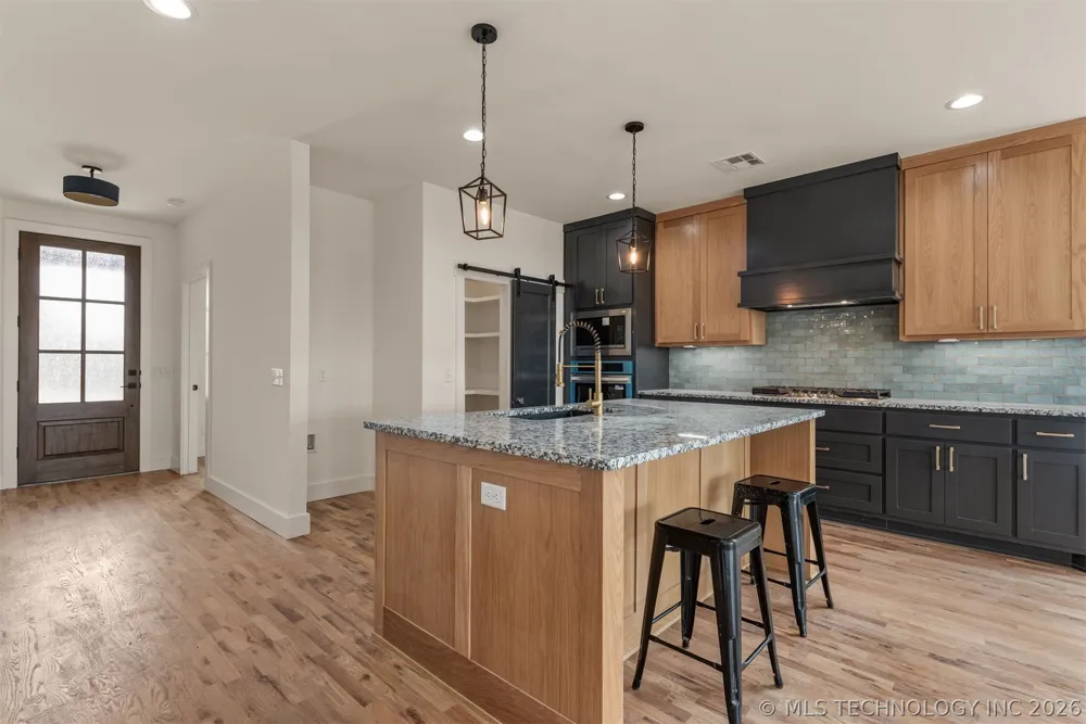 2402 E Northampton Street Broken Arrow, OK 74014