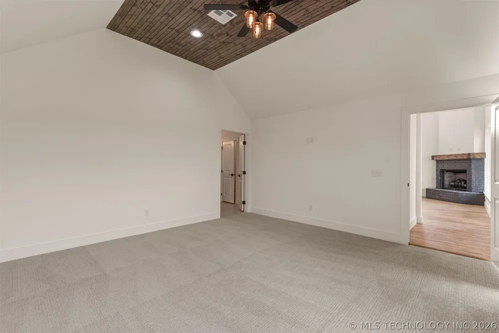2402 E Northampton Street Broken Arrow, OK 74014