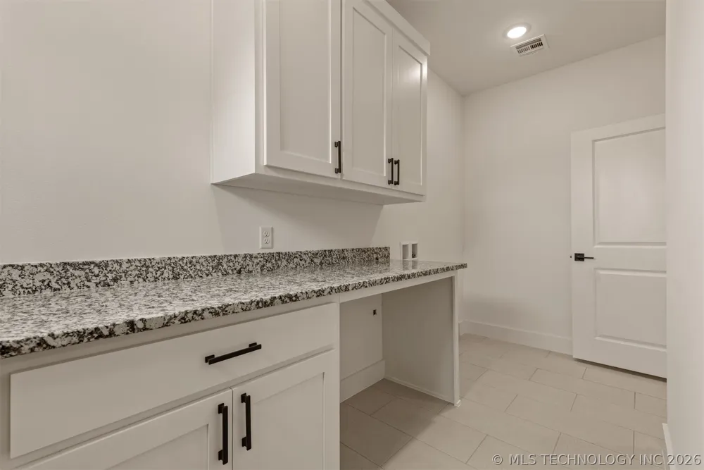 2402 E Northampton Street Broken Arrow, OK 74014