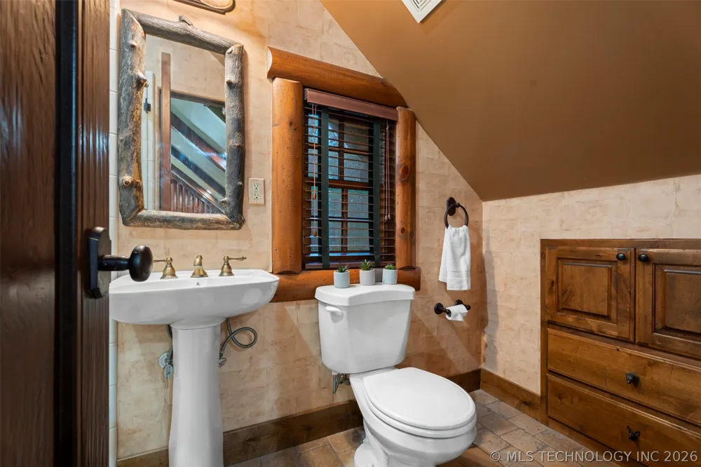 34320 S Coves Drive Afton, OK 74331