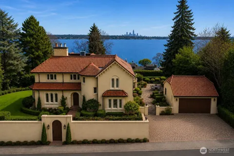 180 Lake Washington Boulevard E