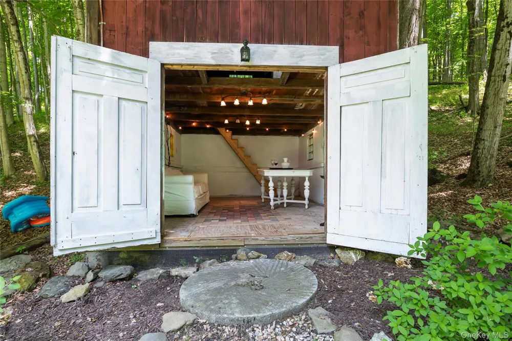 2955 State Route 23 Hillsdale, NY 12529