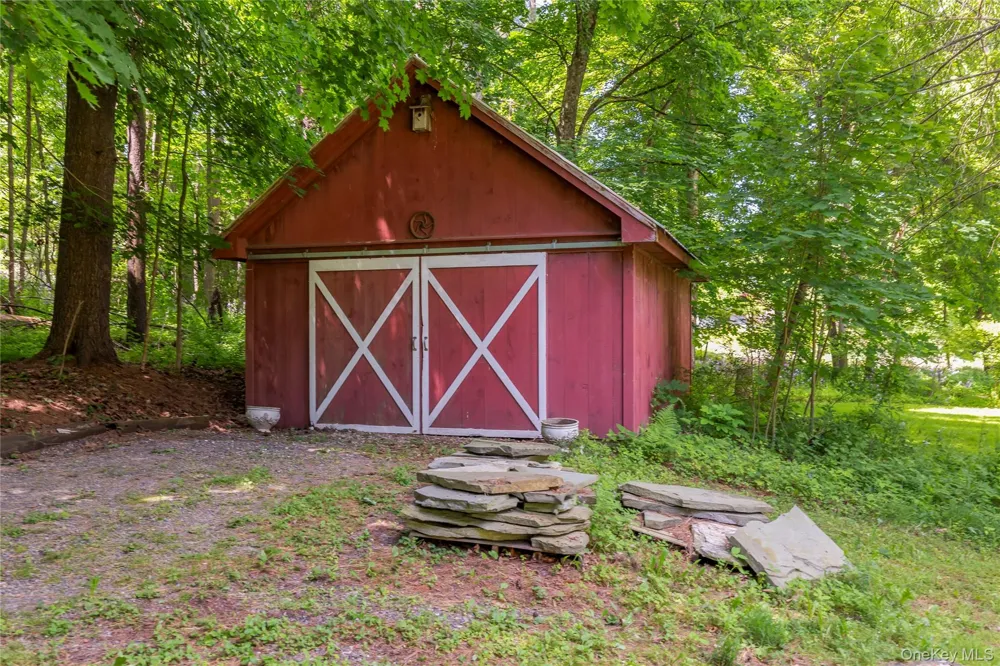 2955 State Route 23 Hillsdale, NY 12529
