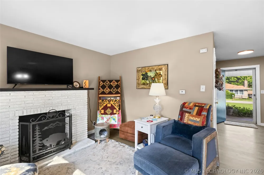604 SW 3rd Street Checotah, OK 74426