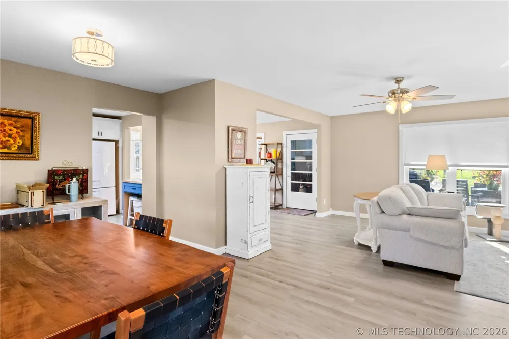 604 SW 3rd Street Checotah, OK 74426