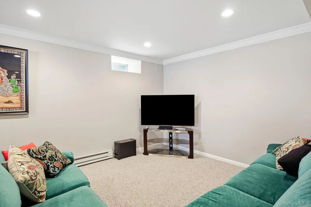 104 Mountain View Road Cortlandt Manor, NY 10567