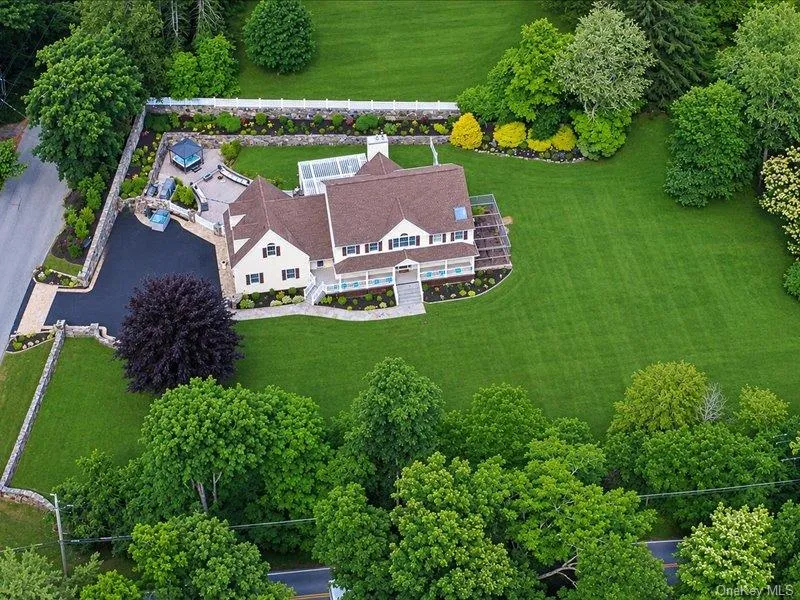 104 Mountain View Road Cortlandt Manor, NY 10567